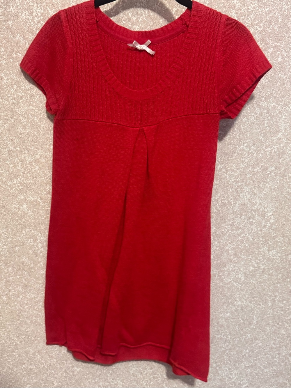 Red Short-Sleeve Knit Dress - Classic Scoop Neck